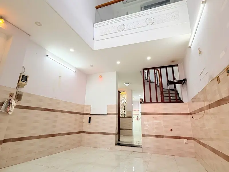 -NHÀ HẺM THÔNG BA GÁC - BTCT 4 TẦNG - 3PN, 3WC - GIÁ 5,45 TỶ TL- 50M RA ĐƯỜNG NGUYỄN DU GÒ VẤP... Bán nhà riêng tại Hạnh Thông, Hồ Chí Minh 01