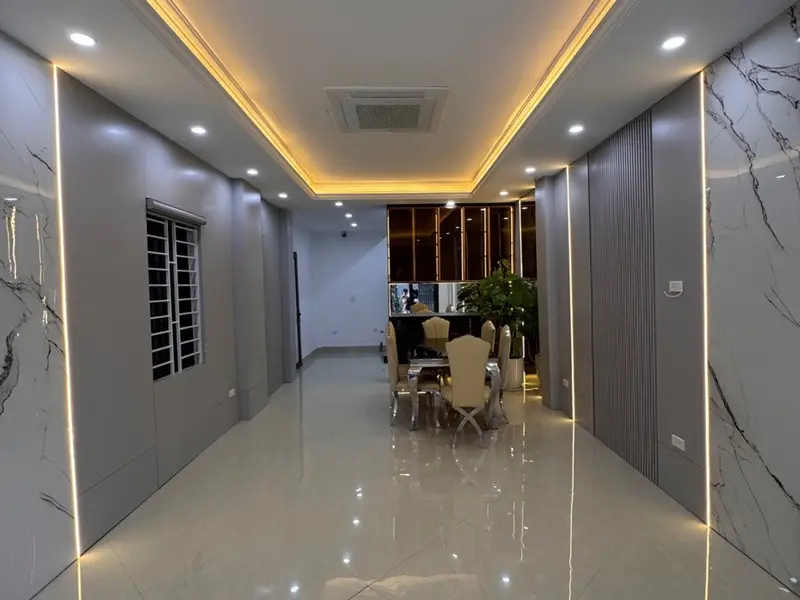 NHÀ NGUYỄN CHÍNH – 13,9 TỶ – NGÕ Ô TÔ TẢI TRÁNH – 42M² – 5 TẦNG - LÔ GÓC... Bán nhà riêng tại Hoàng Mai, Hà Nội 01