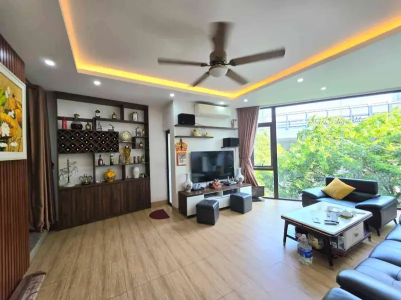 Bán nhà mặt phố 7 tầng có thang máy tại Minh Khai, mặt tiền rộng 7.5m, kinh doanh thuận lợi... Bán nhà mặt phố tại Tương Mai, Hà Nội 01