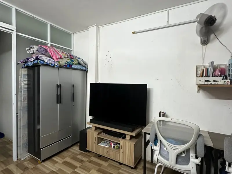 Bán nhà mặt tiền 4 tầng tại Âu Dương Lân, phường 3 Quận 8. Giá: 5.3 tỷ... Bán nhà mặt phố tại Chánh Hưng, Hồ Chí Minh 01