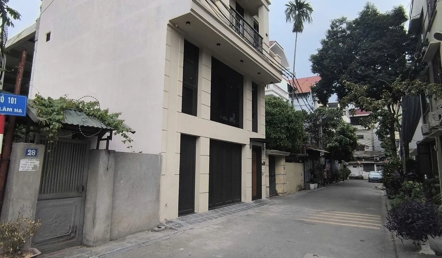 Bán gấp nhà phân lô sân vườn 4 tầng khu VIP tại Lâm Hạ, Long Biên - rẻ nhất khu vực... Bán nhà riêng tại Bồ Đề, Hà Nội 01