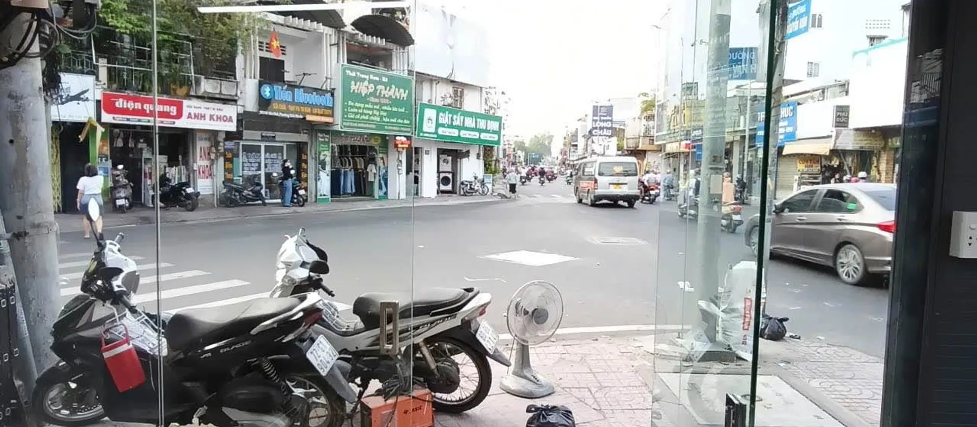 Căn nhà góc phố cực hiếm - giảm sốc cuối năm tại Đức Nhuận... Bán nhà mặt phố tại Đức Nhuận, Hồ Chí Minh 01