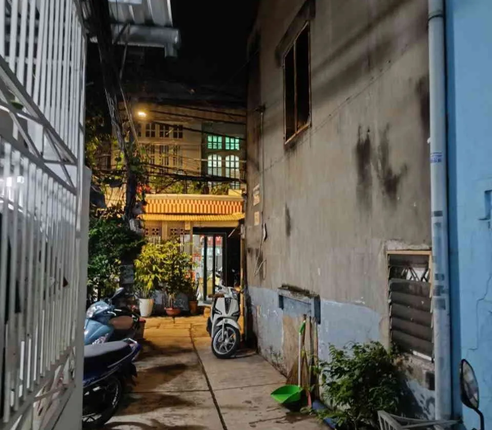 Nhà 2 tầng 44m² tại phường Bình Đông, hẻm thông, pháp lý cơ sở... Bán nhà riêng tại Bình Đông, Hồ Chí Minh 01