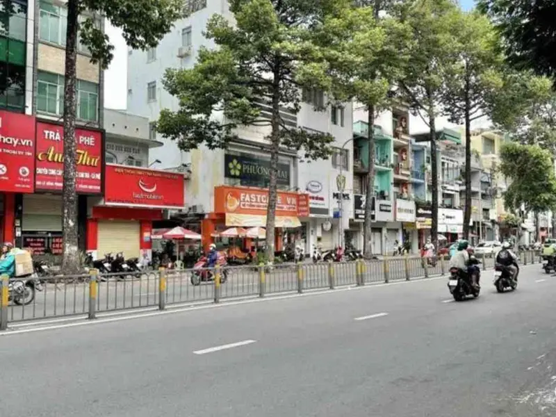 Bán nhà riêng 2 tầng tại trung tâm Quận 10, diện tích 30m² giá 4.45 tỷ... Bán nhà riêng tại Vườn Lài, Hồ Chí Minh 01