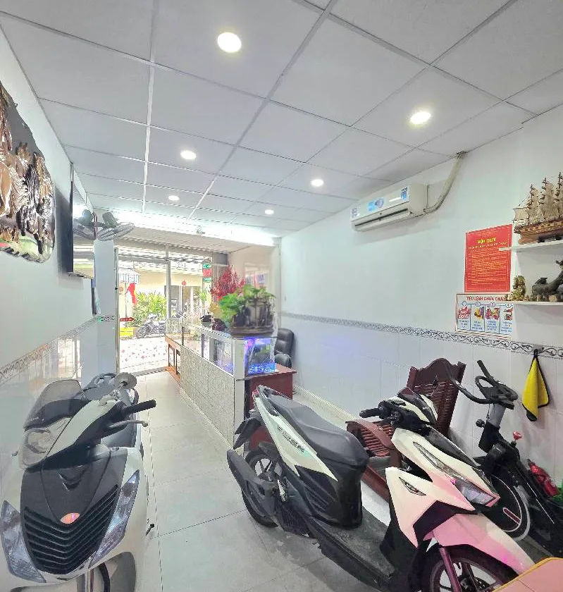 Nhà mặt tiền sầm uất trung tâm Quận 3, cơ hội đầu tư hiếm có... Bán nhà mặt phố tại Nhiêu Lộc, Hồ Chí Minh 01