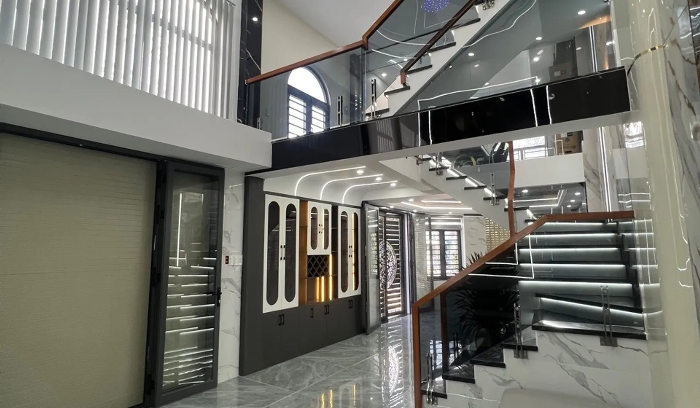 Bán nhà riêng 5 tầng tại Bình Tân, căn góc, diện tích 54m2, pháp lý đầy đủ... Bán nhà riêng tại Bình Tân, Hồ Chí Minh 01