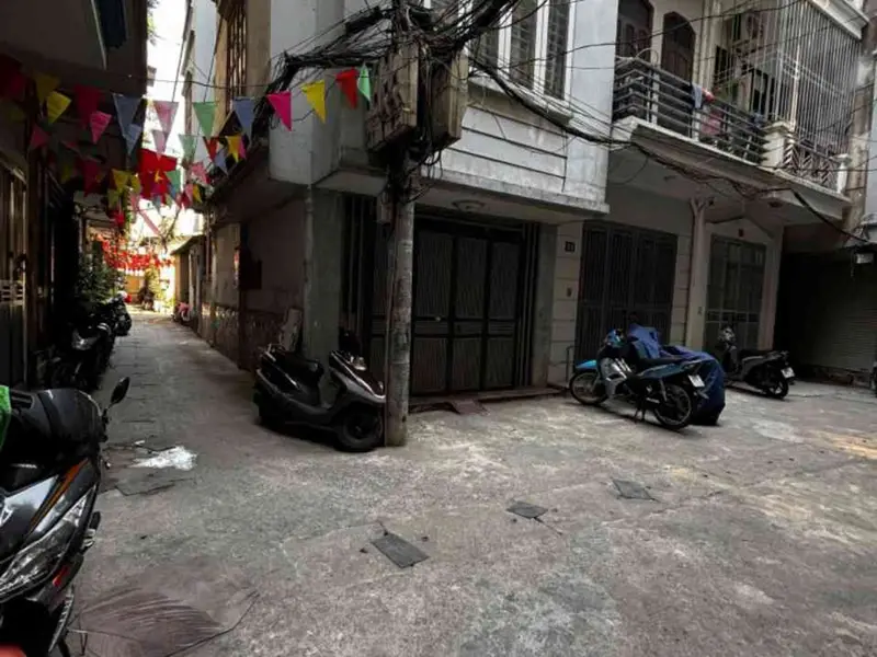 Bán nhà riêng 5 tầng 30m2 khu Trần Khát Chân giá 5.85 tỷ... Bán nhà riêng tại Vĩnh Tuy, Hà Nội 01