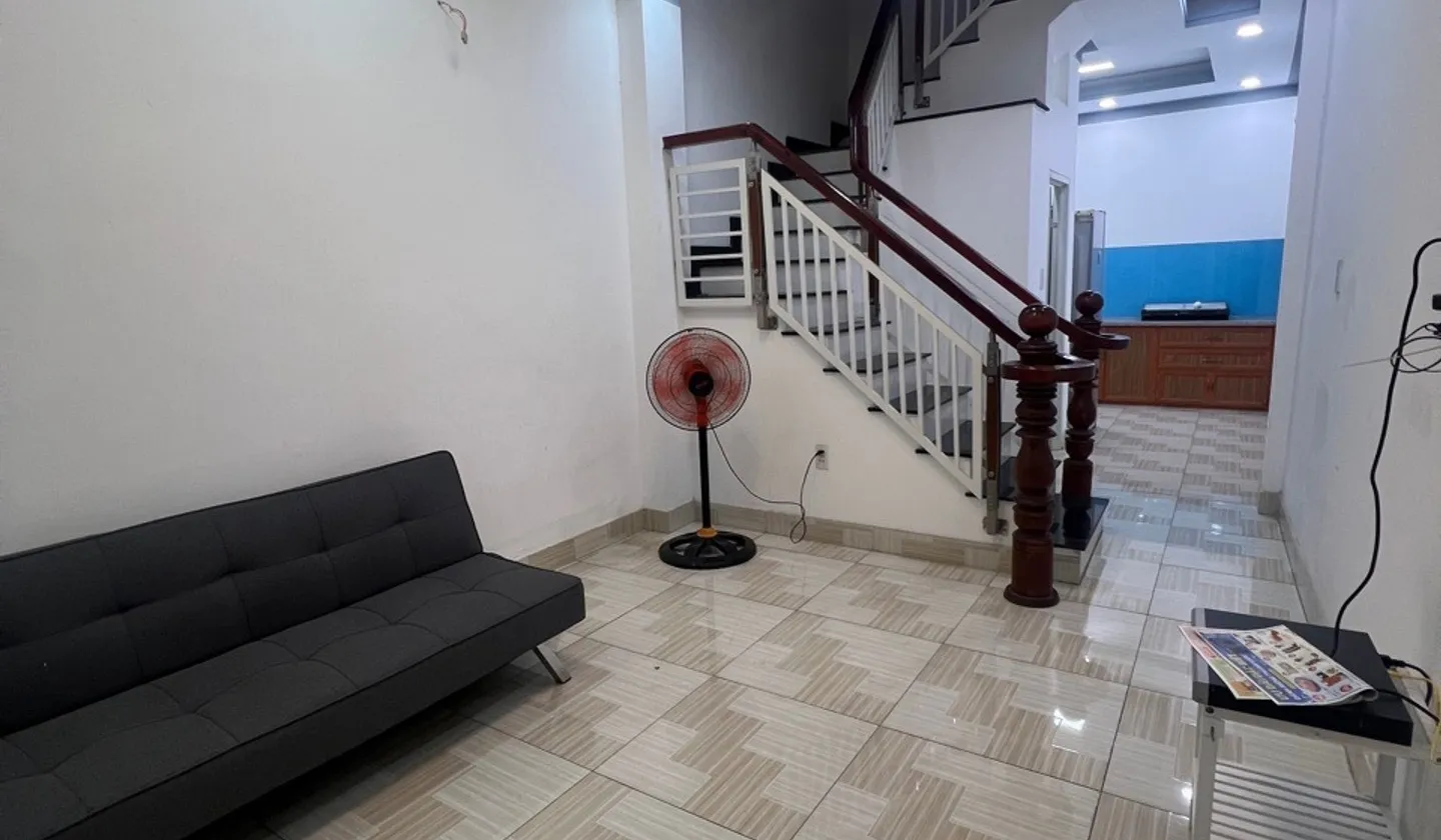 Nhà 2 tầng đẹp, hẻm xe hơi, tiện nghi Hoàng Hoa Thám... Bán nhà riêng tại Gia Định, Hồ Chí Minh 01