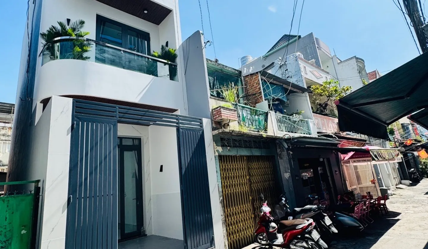 Nhà 4 Tầng Hiện Đại Phường Chánh Hưng, Sống Đẳng Cấp... Bán nhà riêng tại Chánh Hưng, Hồ Chí Minh 01