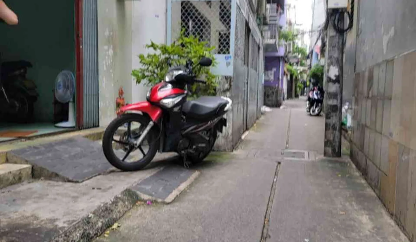 Ngôi Nhà 3 Tầng Sôi Động Giữa Trái Tim Nguyễn Tri Phương... Bán nhà riêng tại Vườn Lài, Hồ Chí Minh 01