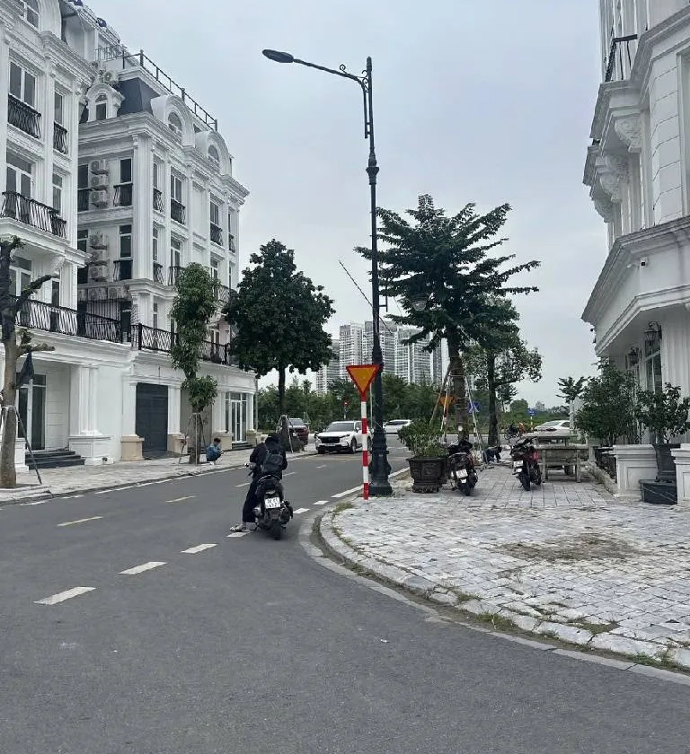 BÁN NHÀ LIỀN KỀ LOUIS CITY_105m²_ MT 5m_ 29.5 TỶ ĐẠI MỖ NAM TỪ LIÊM KHU ĐÔ THỊ MỞ... Bán biệt thự, liền kề tại Đại Mỗ, Hà Nội 01