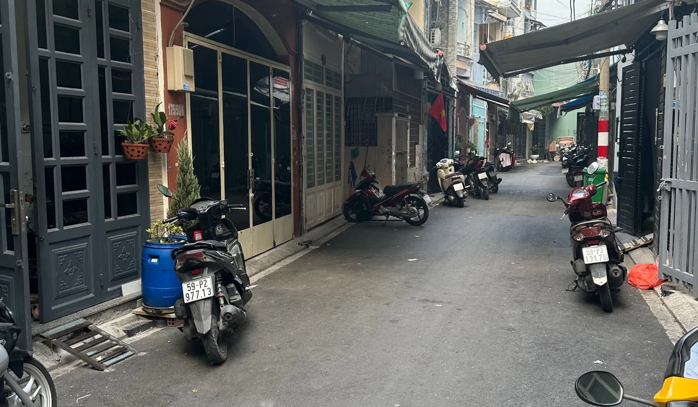 Nhà 2 Tầng Hẻm Xe Hơi - Giá Mới Hấp Dẫn... Bán nhà riêng tại Bảy Hiền, Hồ Chí Minh 01