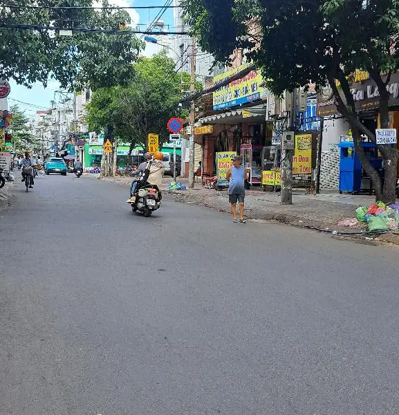 Cơ hội sở hữu nhà 5 tầng đẳng cấp tại Ni Sư Huỳnh Liên với giá ưu đãi khó tin... Bán nhà riêng tại Bảy Hiền, Hồ Chí Minh 01