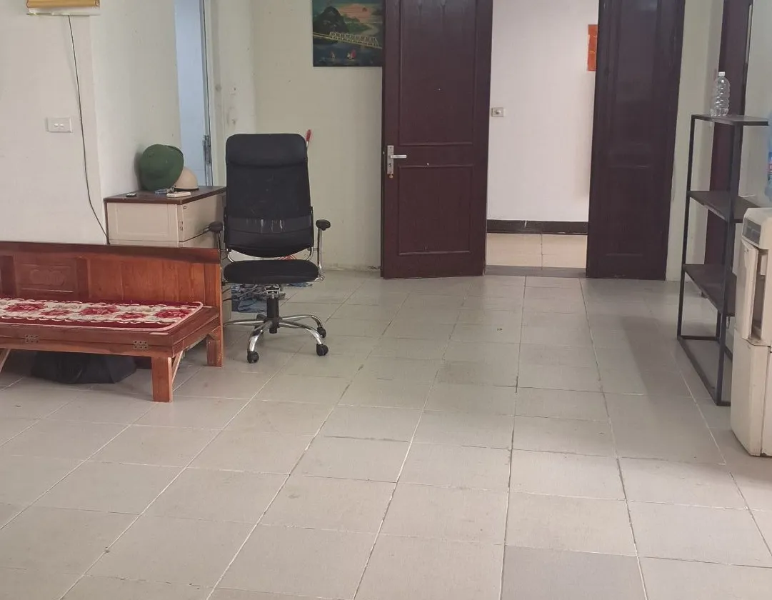 Căn hộ này phù hợp cho gia đình có người lớn tuổi, nhiều thế hệ tại Trung tâm Tây hồ, Giá 9.5 tỷ... Bán căn hộ chung cư tại Hồng Hà, Hà Nội 01