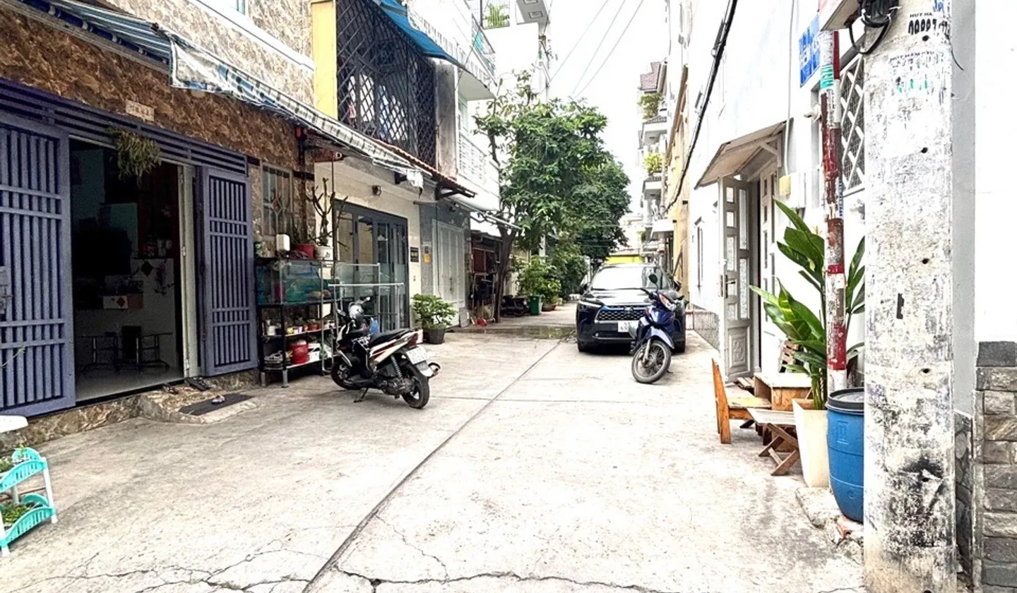 BÁN NHÀ GÒ XOÀI – 50M² – HẺM 5M – GIÁ CHỈ 5.8 TỶ... Bán nhà riêng tại Bình Hưng Hòa, Hồ Chí Minh 01