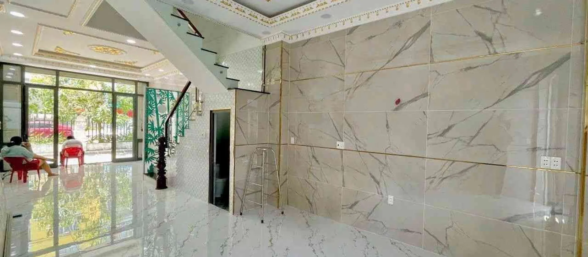 Cơ hội hiếm có sở hữu nhà 4 tầng hiện đại tại quận trung tâm... Bán nhà riêng tại Bình Phú, Hồ Chí Minh 01