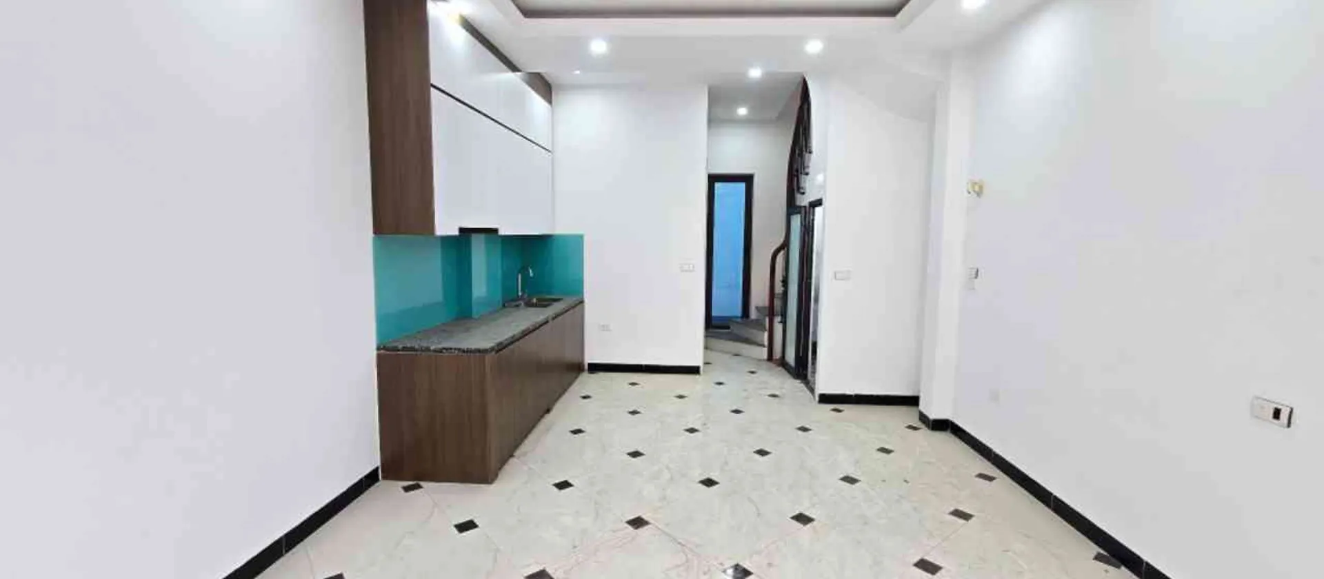 Nhà 5 tầng mới xây, gần phố, ô tô đỗ cửa - cơ hội sở hữu hiếm có tại Đông mỹ , Đông Trạch... Bán nhà riêng tại Nam Phù, Hà Nội 01