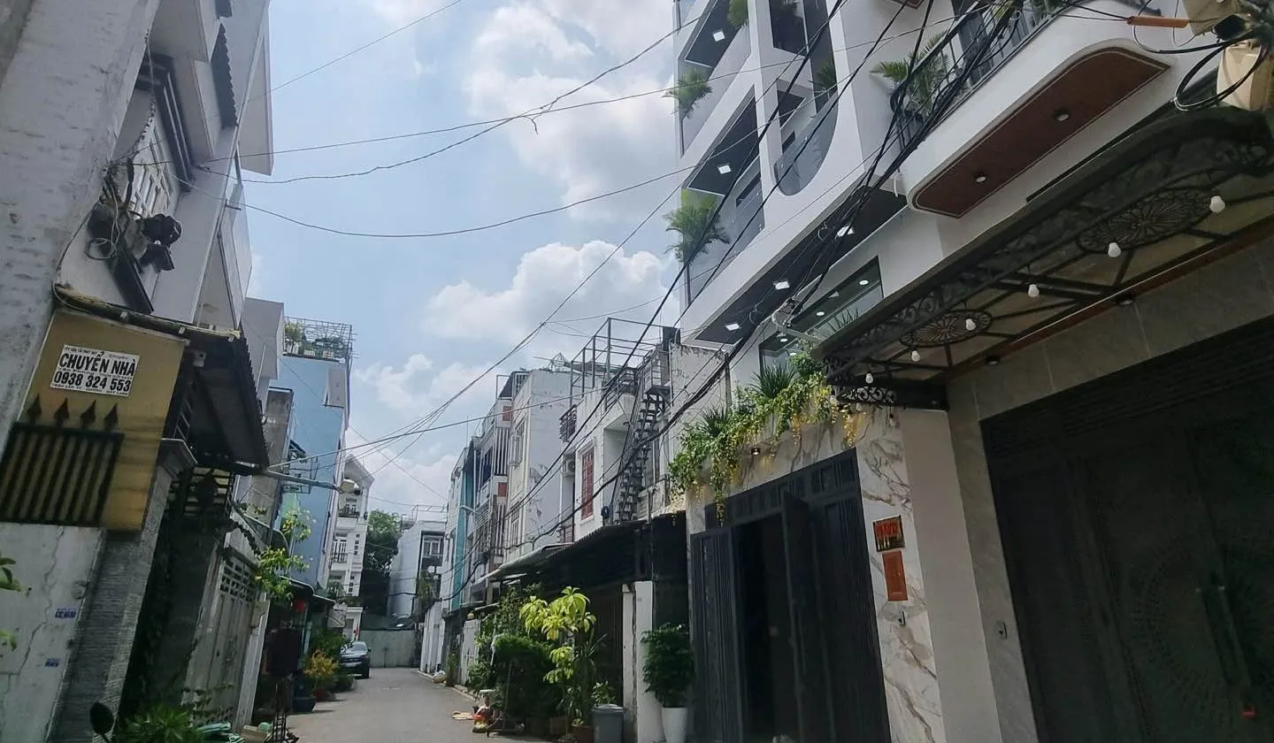 Bán nhà 5 tầng 5PN tại Thới An, diện tích 73m², có thang máy... Bán nhà riêng tại Thới An, Hồ Chí Minh 01