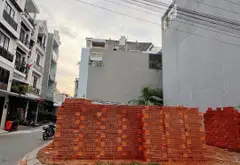 BÁN GẤP LÔ GÓC 2MT 5 X 12 - KDC ĐỒNG BỘ - ĐƯỜNG 7M - GẦN AEON MAIL TÂN PHÚ- CHỈ 5.4 T... Bán đất tại Bình Hưng Hòa, Hồ Chí Minh 01