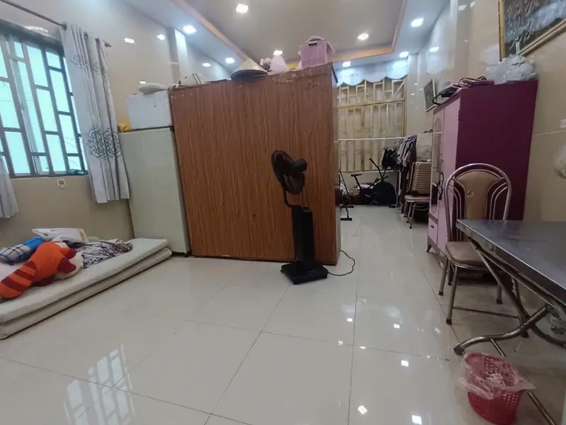 Nhà phố 4 phòng ngủ, ô tô đậu trong nhà, giá tốt Quận 8... Bán nhà riêng tại Chánh Hưng, Hồ Chí Minh 01