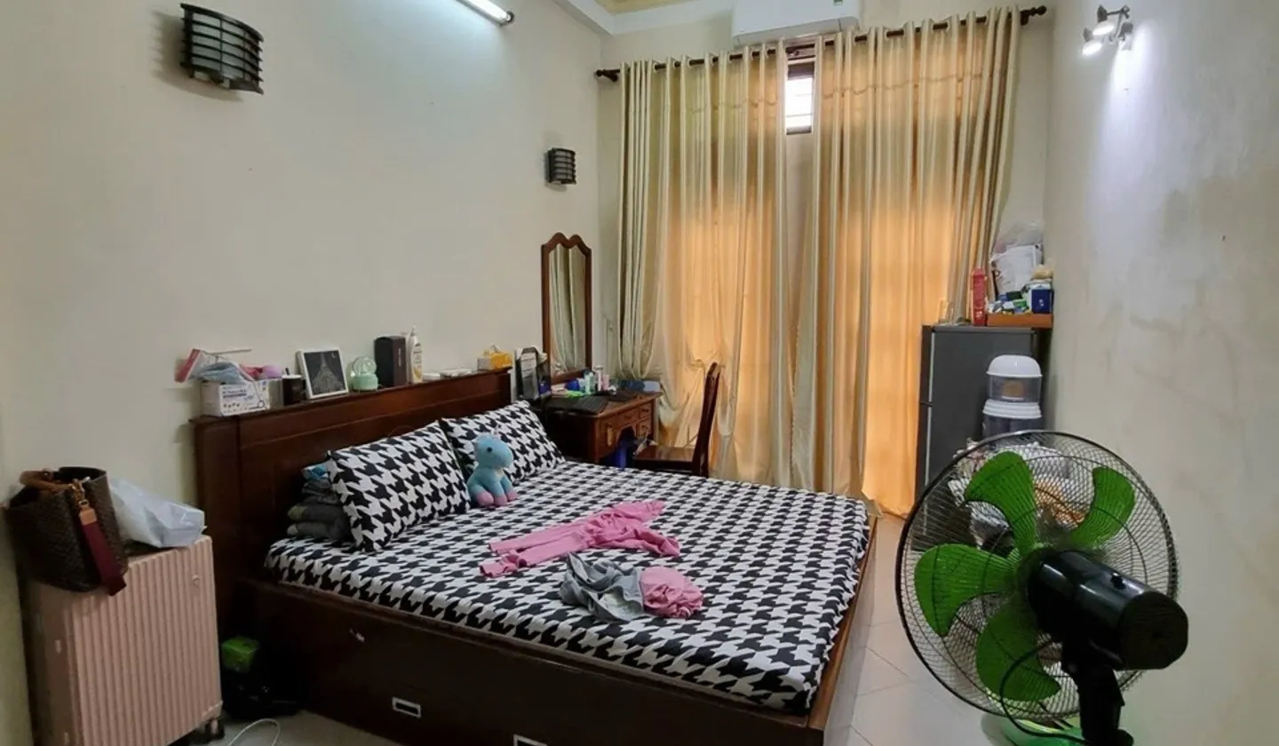 Nhà 5 Tầng Hiện Đại 7PN 7WC Tại Phường Đức Nhuận... Bán nhà riêng tại Đức Nhuận, Hồ Chí Minh 01