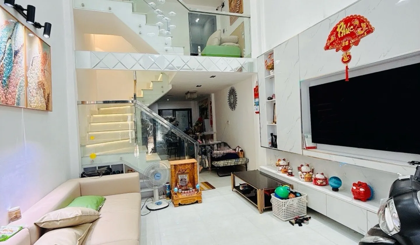 Nhà 3 Tầng Hẻm Xe Hơi Lê Hồng Phong - Hiếm Có Giá Tốt 9.2 Tỷ... Bán nhà riêng tại Vườn Lài, Hồ Chí Minh 01