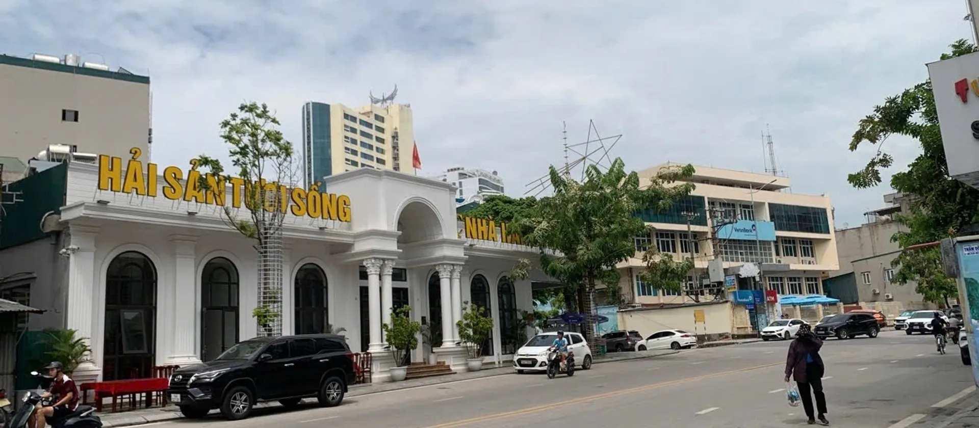 🔥SIÊU PHẨM #CÁI_DĂM – CHẬM LÀ MẤT LỢI THẾ, VỀ LÀ MÊ THỰC TẾ! 🔥
💥Ô tô đỗ cửa, G.iá chỉ nhỉnh 3 Tỷ... Bán nhà riêng tại Bãi Cháy, Quảng Ninh 01