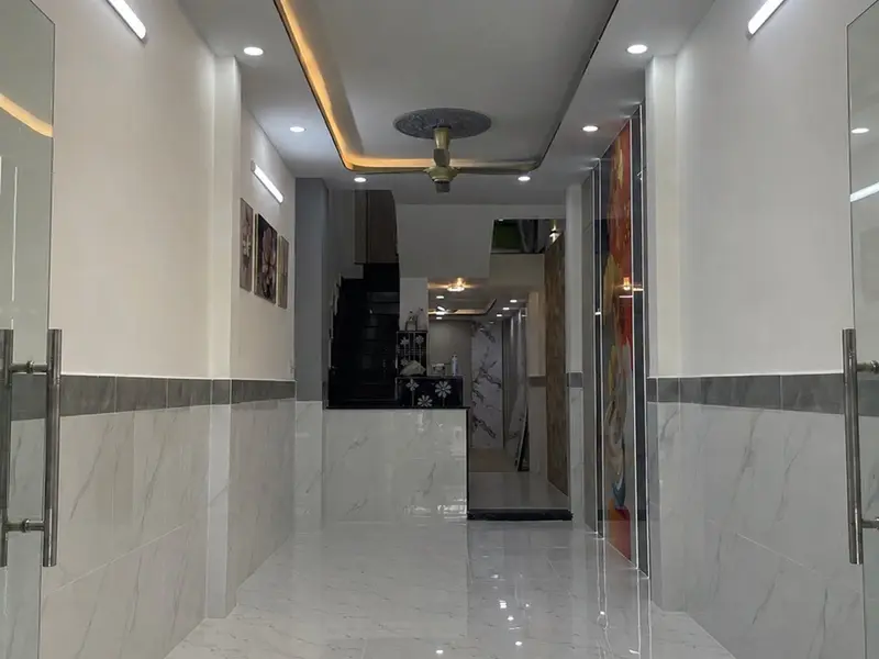 Nhà riêng 5 tầng, 6 phòng ngủ phố Tô Hiến Thành, quận Hòa Hưng... Bán nhà riêng tại Hòa Hưng, Hồ Chí Minh 01