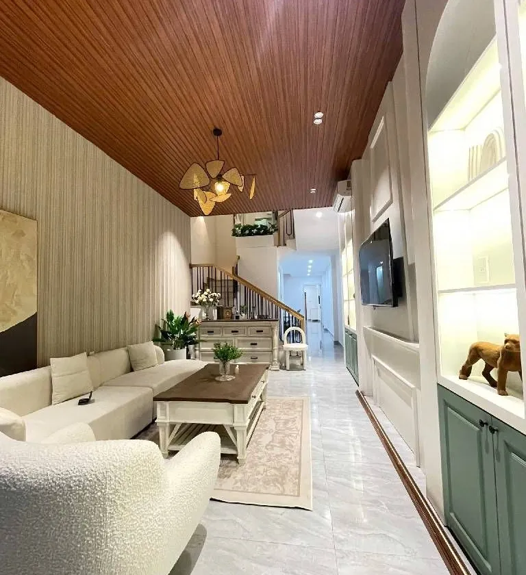 Villa nghỉ dưỡng 3 tầng gần biển Mỹ Khê - Không gian tinh tế, lợi nhuận bền vững... Bán nhà mặt phố tại An Hải, Đà Nẵng 01