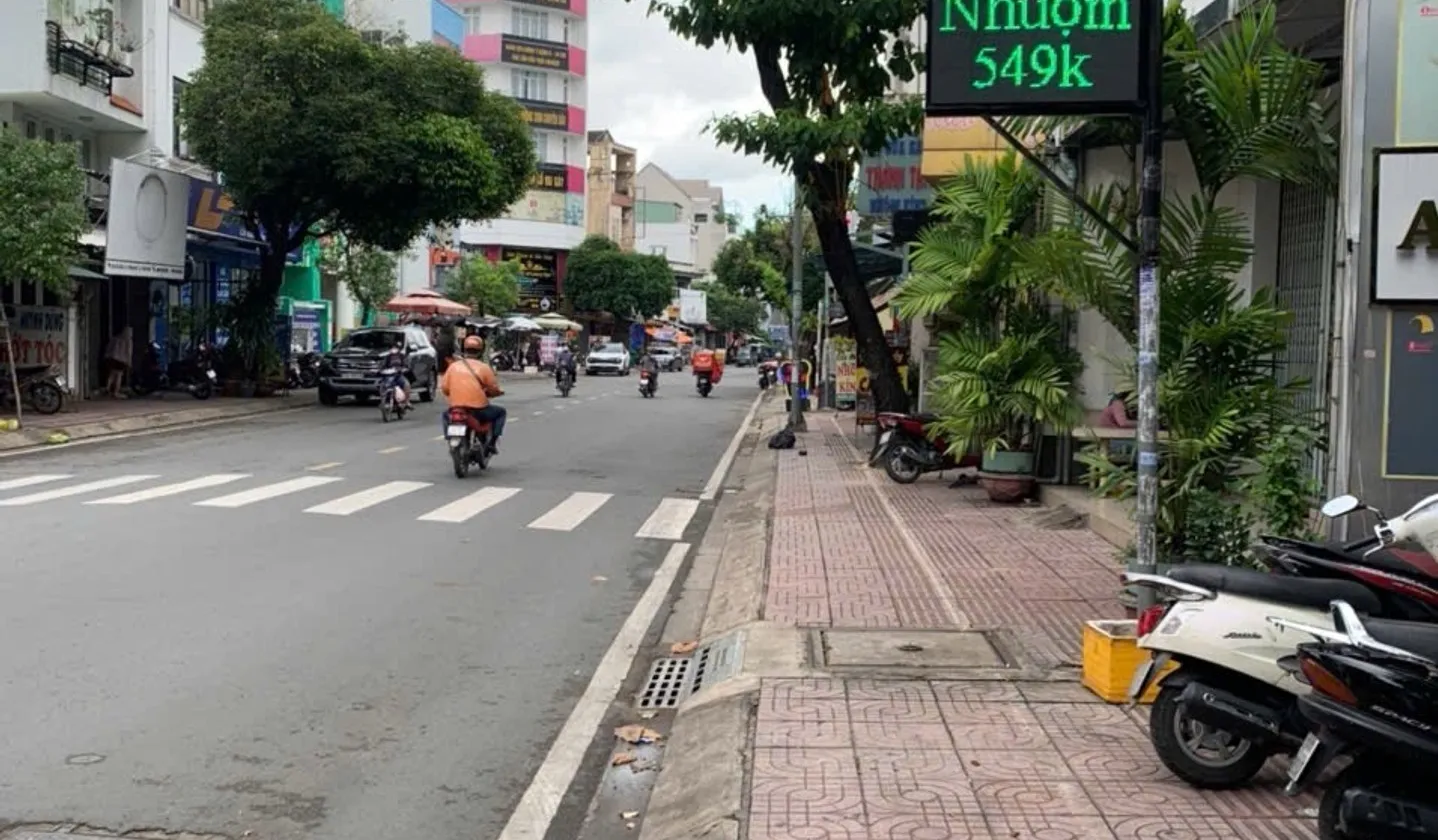 Bán nhà mặt phố Gò Dầu Tân Phú 73.8m2, giá 10.6 tỷ thương lượng... Bán nhà mặt phố tại Tân Sơn Nhì, Hồ Chí Minh 01