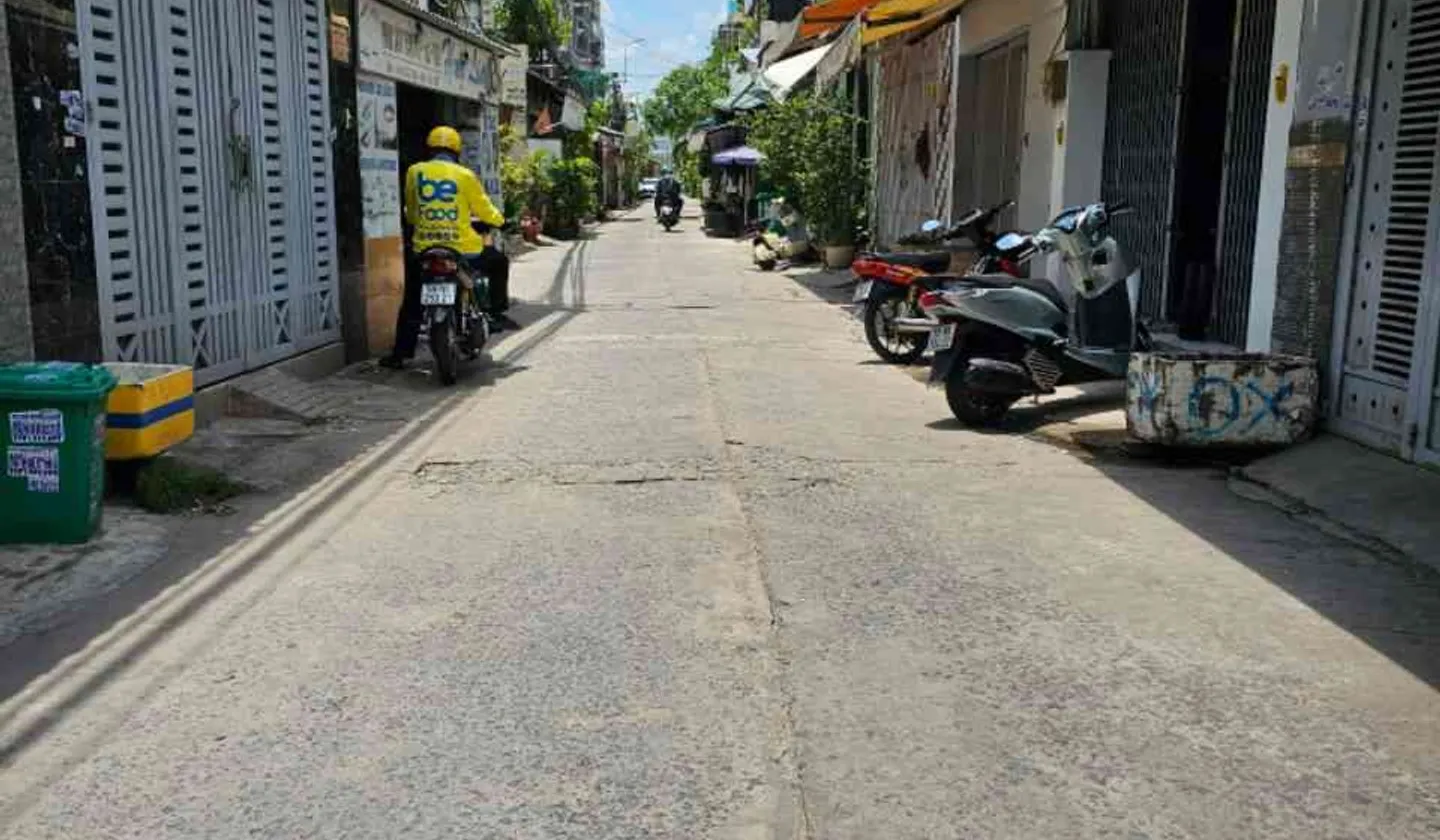 Nhà 2 tầng 40m2 giá 4,8 tỷ tại Bình Trị Đông, Bình Tân... Bán nhà riêng tại Bình Trị Đông, Hồ Chí Minh 01