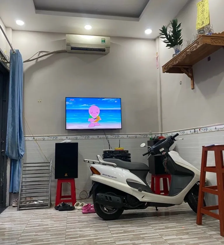 🏡Nhà nhỏ đón Tết . Hẻm 116 Nguyễn Thị Tần , Phường Chánh Hưng (P.2, Quận 8 cũ)... Bán nhà riêng tại Phú Định, Hồ Chí Minh 01