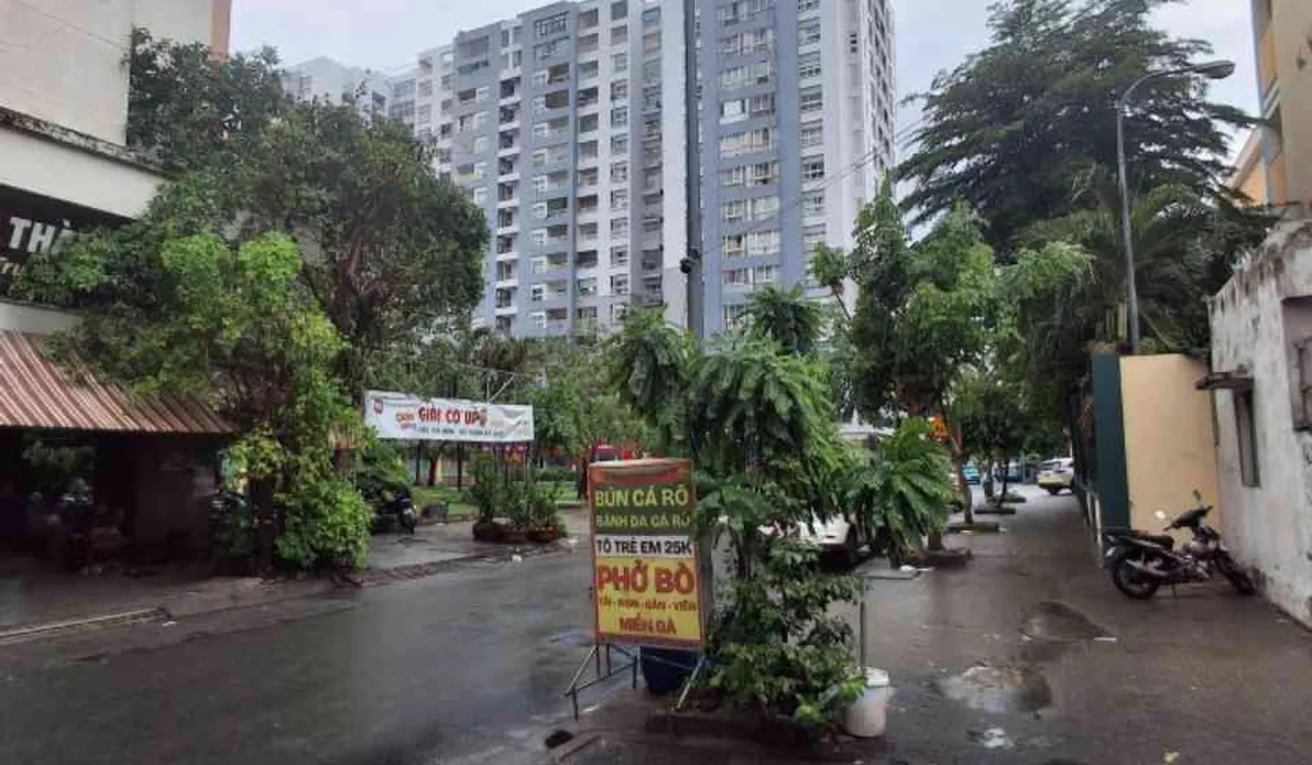 Bán căn hộ shophouse 154m2 tại Bàu Cát 2, Tân Bình, phù hợp kinh doanh và an cư... Bán căn hộ chung cư tại Bảy Hiền, Hồ Chí Minh 01