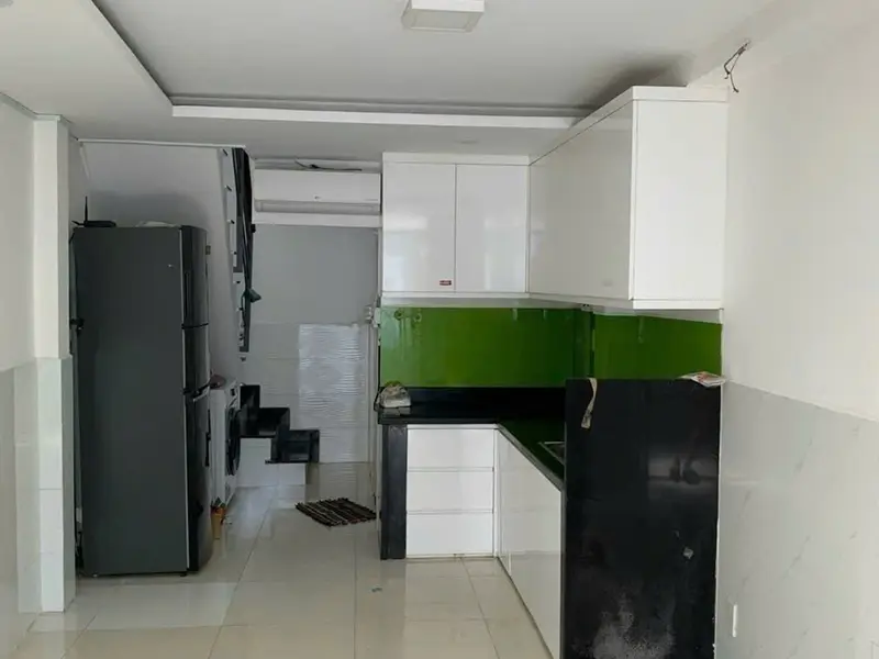 Nhà đẹp tuy diện tích nhỏ, giá cũng nhỏ, bù lại hẻm to, trung tâm. Dân trí tốt. Đáng sống, đ.tư... Bán nhà riêng tại Hòa Hưng, Hồ Chí Minh 01