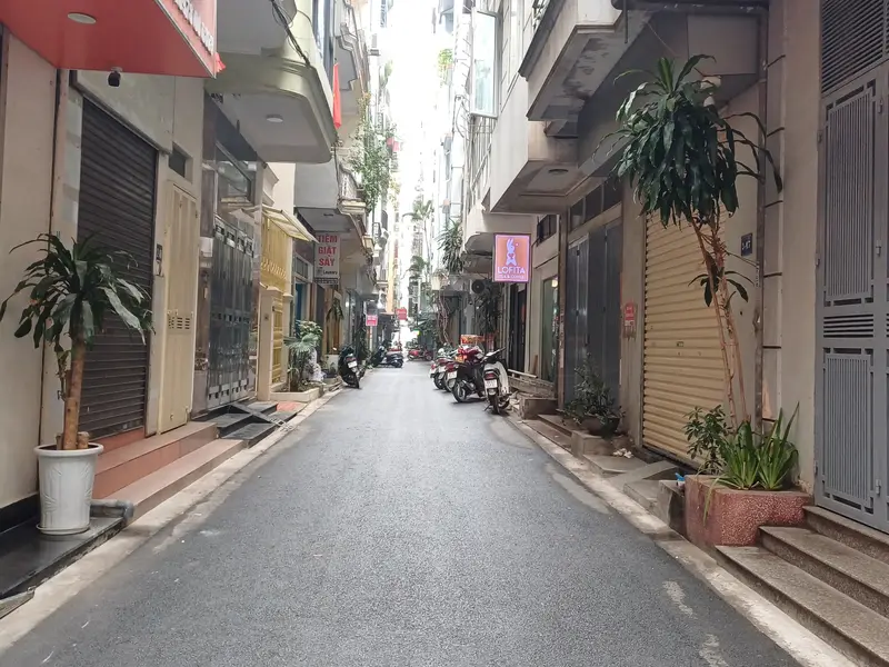 Bán nhà Trần Quốc Hoàn 36m² 4 tầng phân lô, ô tô tránh kinh doanh 14.3 tỷ... Bán nhà riêng tại Nghĩa Đô, Hà Nội 01
