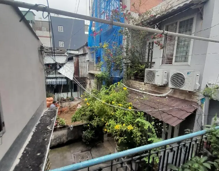 Bán nhà 2 tầng 3 phòng ngủ diện tích 50.9m2 tại quận trung tâm... Bán nhà riêng tại Hòa Hưng, Hồ Chí Minh 01