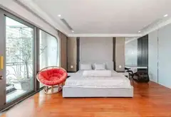 Bán gấp nhà phố Bồ Đề - Long Biên: 101m2, 5.8m mặt tiền, 7 tầng thang máy, ô tô - cách Hồ Gươm 3km... Bán nhà riêng tại Bồ Đề, Hà Nội 06