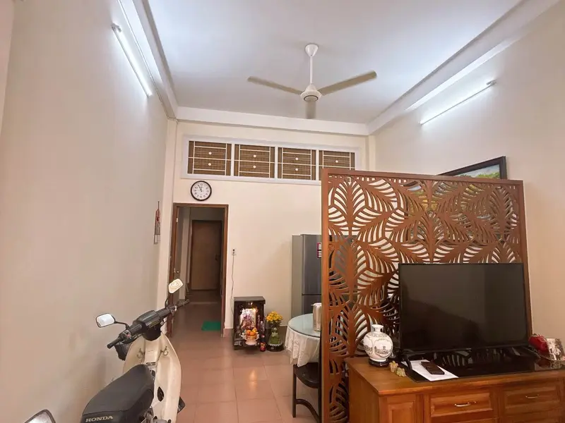 Nhà 3 tầng rộng 104m2 gần Quận 1, Phường 12 Quận 4... Bán nhà riêng tại Xóm Chiếu, Hồ Chí Minh 01