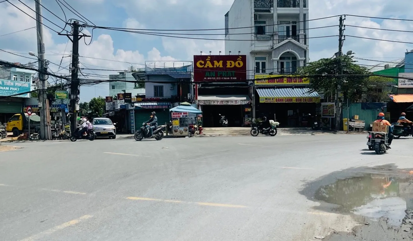 Bán nhà Thạnh Xuân 24 - 4x14m - 3 tầng 4Pn - đường 9m - 5.2 tỷ TL... Bán nhà riêng tại Thới An, Hồ Chí Minh 01