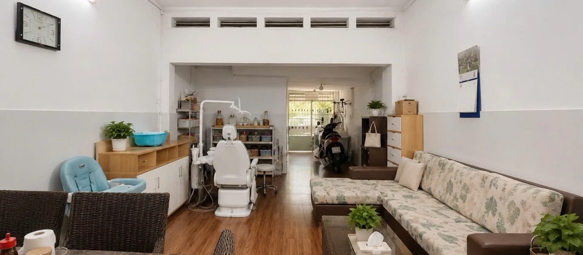 Nhà riêng 1 tầng, 4 phòng ngủ, gần Quận 1, quận 4... Bán nhà riêng tại Xóm Chiếu, Hồ Chí Minh 01