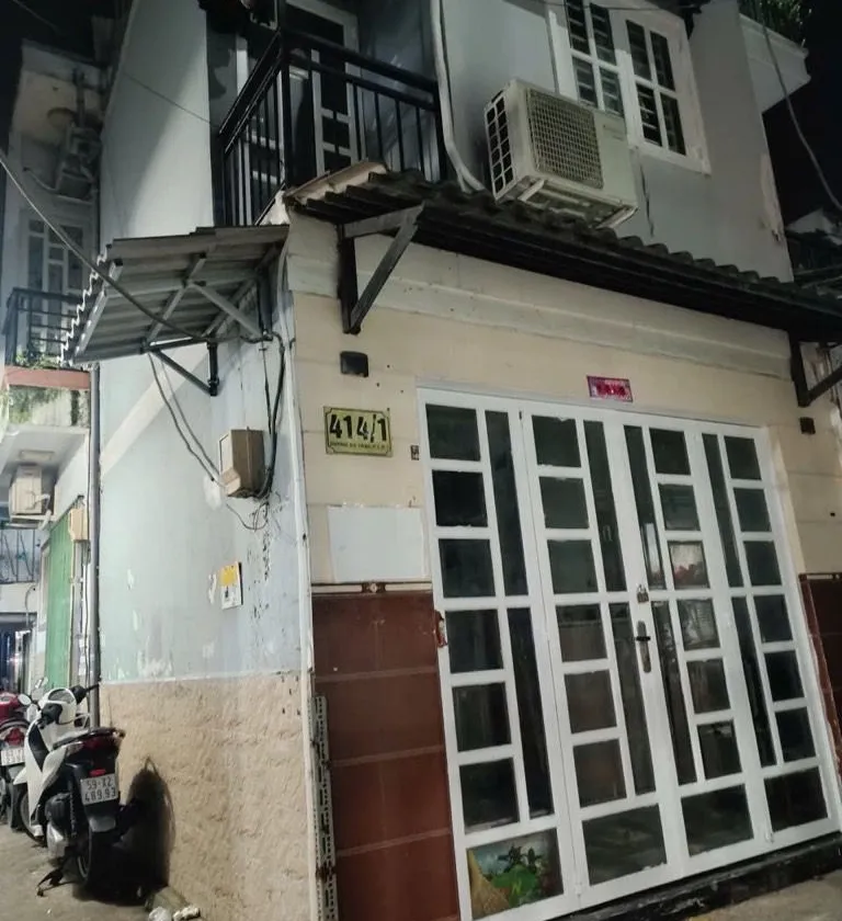 Bán nhà riêng 2 tầng diện tích 16m² tại Dương Bá Trạc, Quận 8, giá 2.35 tỷ... Bán nhà riêng tại Chánh Hưng, Hồ Chí Minh 01