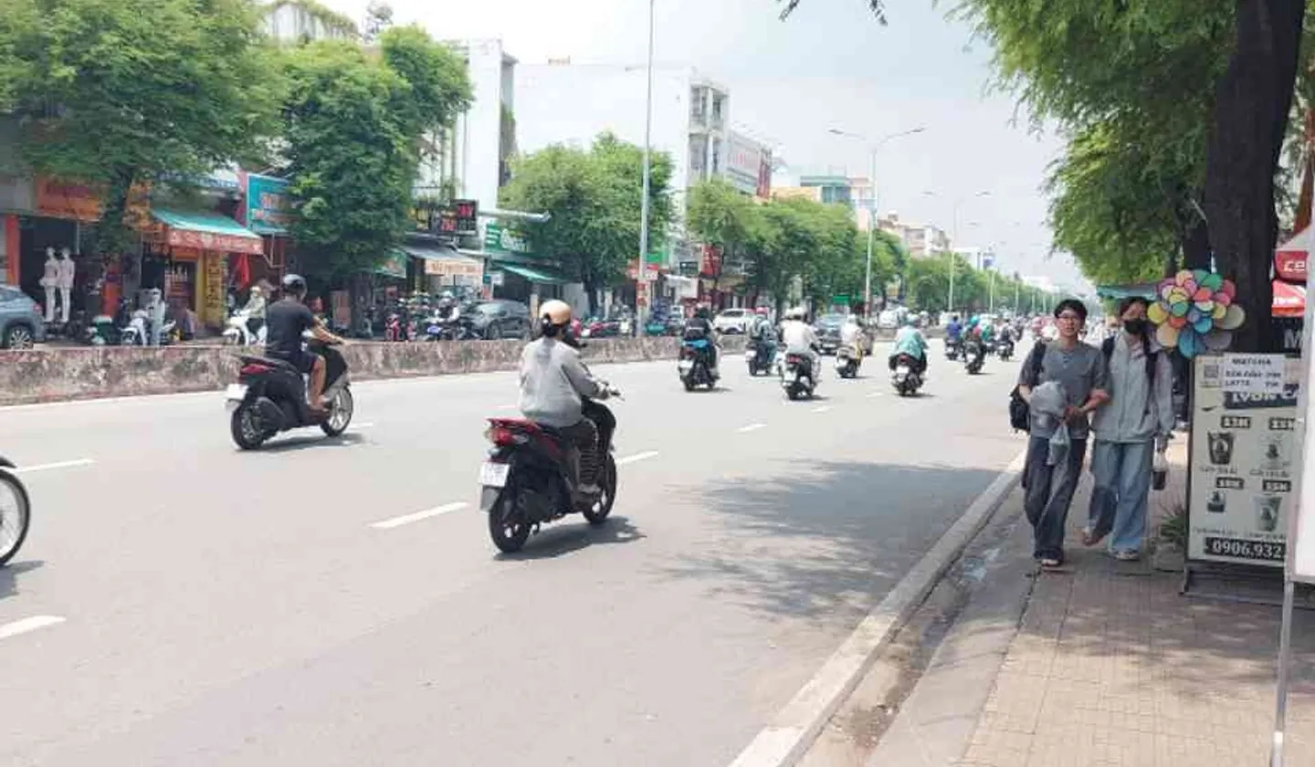 Kế bên chuỗi Ngân Hàng, Nha khoa, TTTM, Trường Đại học công nghệ thực phẩm, kế bên AEON Tân Phú..... Bán nhà mặt phố tại Tân Sơn Nhì, Hồ Chí Minh 01