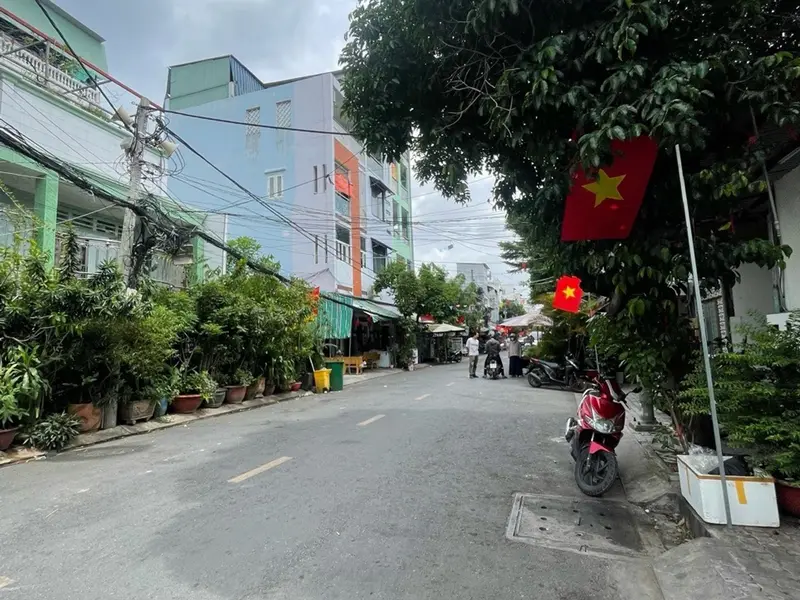 Nhà 4 tầng sát đuờng ôtô Lê Văn Luơng,Quận 7 với vị trí thuận tiện... Bán nhà riêng tại Tân Hưng, Hồ Chí Minh 01
