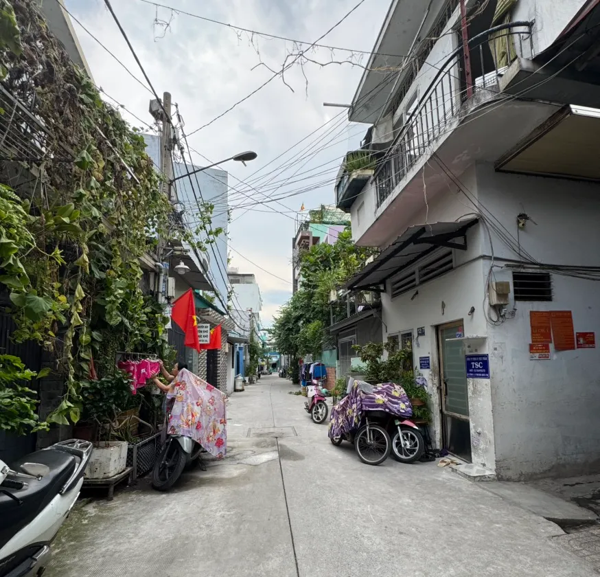 Bán nhà riêng khu Giáp Tô Hiệu Tân Phú, diện tích 105m², 6 phòng ngủ, 1 tầng... Bán nhà riêng tại Bình Trị Đông, Hồ Chí Minh 01