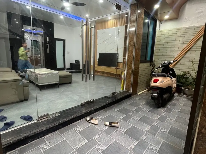 🏡 Nhà 7 Tầng Sang Trọng Ngõ Văn Hương - Đẹp Như Mơ! 🌟... Bán nhà riêng tại Văn Miếu - Quốc Tử Giám, Hà Nội 01