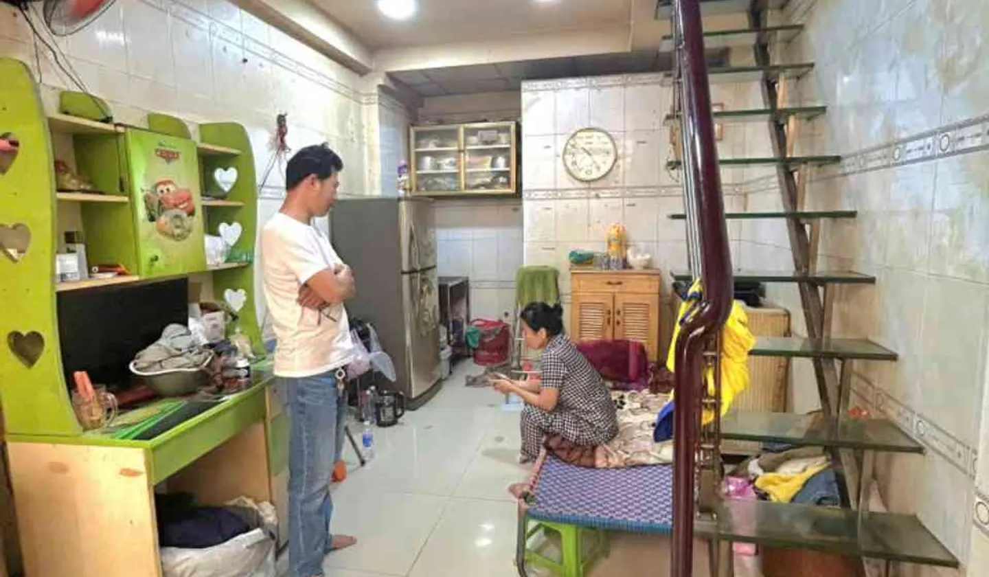 Nhà 3 tầng 3 phòng ngủ gần Cách Mạng Tháng 8, Tân Sơn Nhất... Bán nhà riêng tại Tân Sơn Nhất, Hồ Chí Minh 01