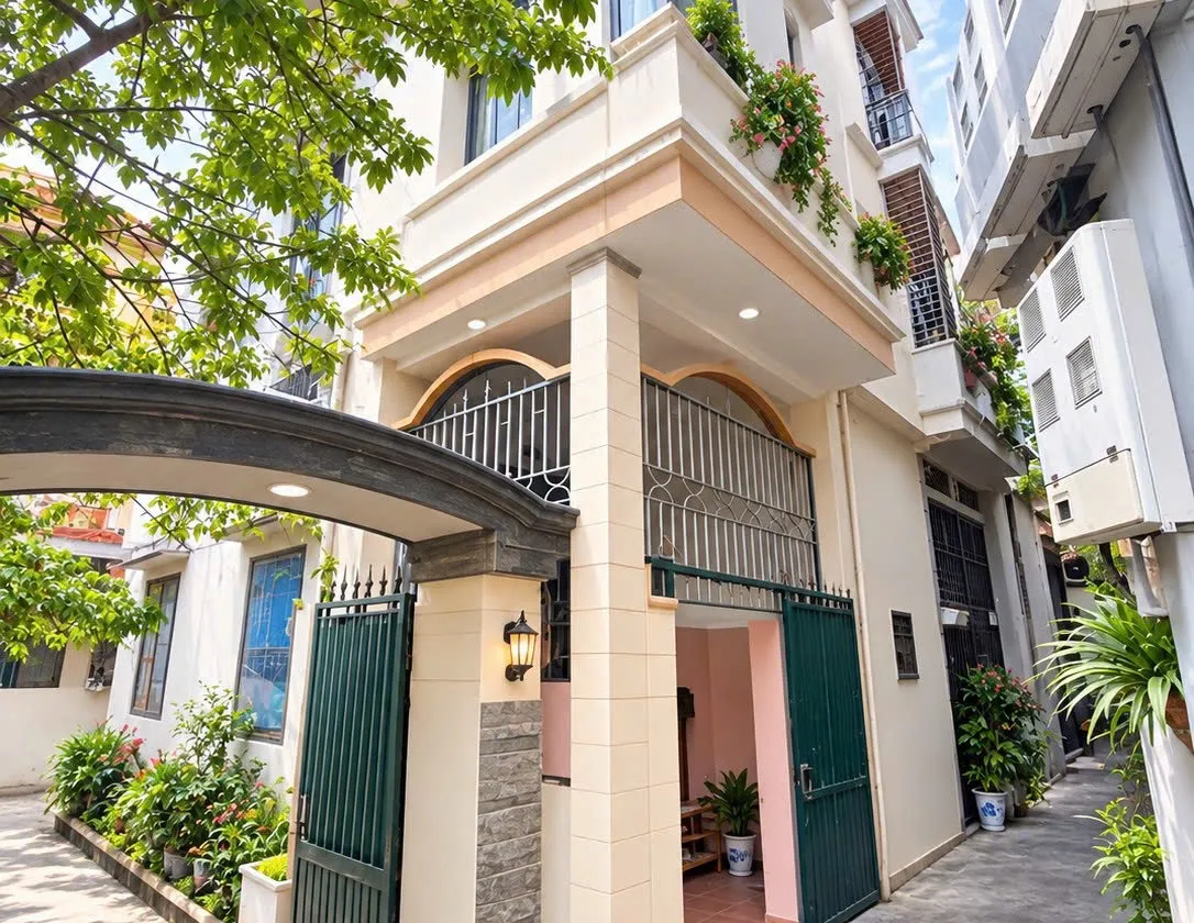 Nhà lô góc 3 mặt thoáng, gần trung tâm thương mại Big C Long Biên, Hoa Lâm... Bán nhà riêng tại Long Biên, Hà Nội 01