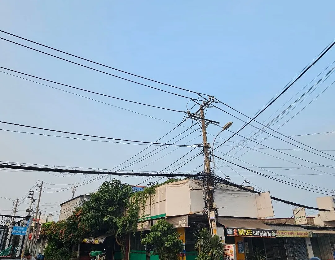 💎 HÀNG HIẾM 200M² – GÓC 2 MẶT TIỀN - NỞ HẬU – CHỈ 8.6 TỶ... Bán nhà mặt phố tại Hóc Môn, Hồ Chí Minh 01