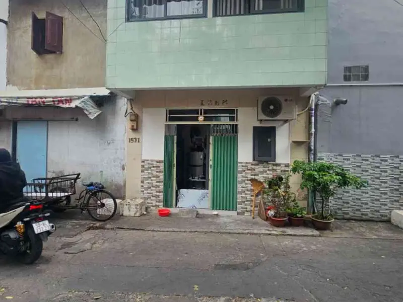 Ngay Quận 11 – Hàn Hải Nguyên, Hồng Bàng
🚚 Hẻm xe tải, đi lại cực tiện, vào trung tâm nhanh... Bán nhà riêng tại Minh Phụng, Hồ Chí Minh 01