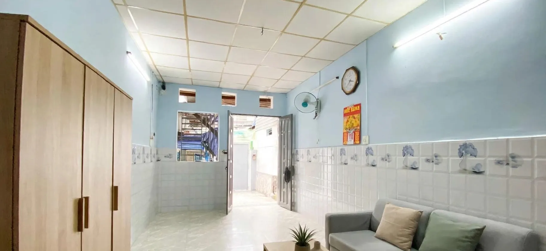 Ngay Chợ 200 Xóm Chiếu - 63m² - 2 Tầng - 6 tỷ nhỉnh - Sổ đẹp vuông vức - Nở hậu tài lộc... Bán nhà riêng tại Xóm Chiếu, Hồ Chí Minh 01